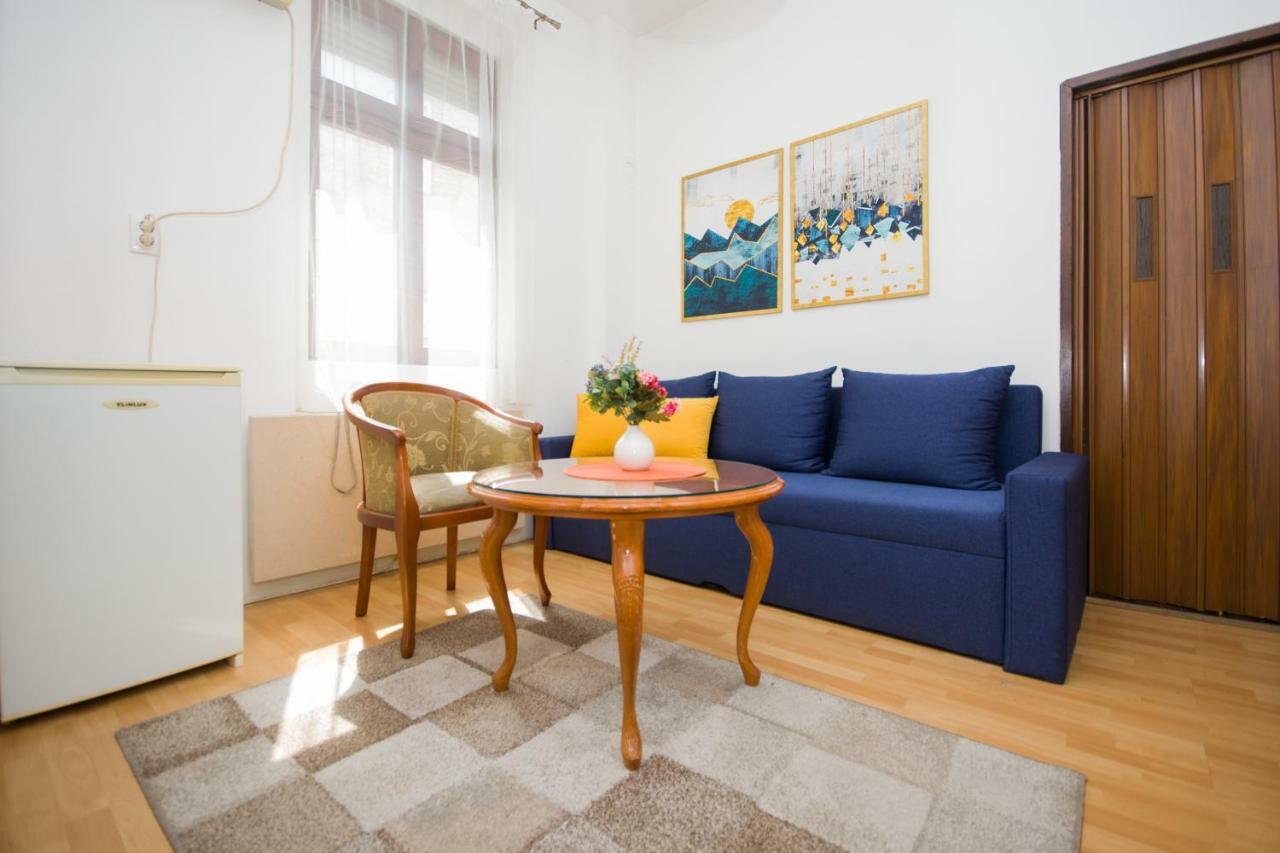 Downtown Star Apartment เบลเกรด ภายนอก รูปภาพ